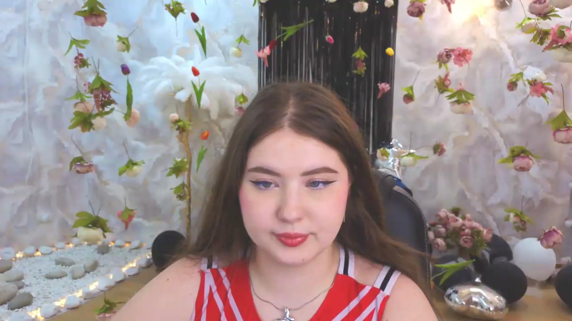 Gallery image thumbnail from EnigmaVeil's myfreecams stream on, 07/27/2026, 07:49 image 17 of 20