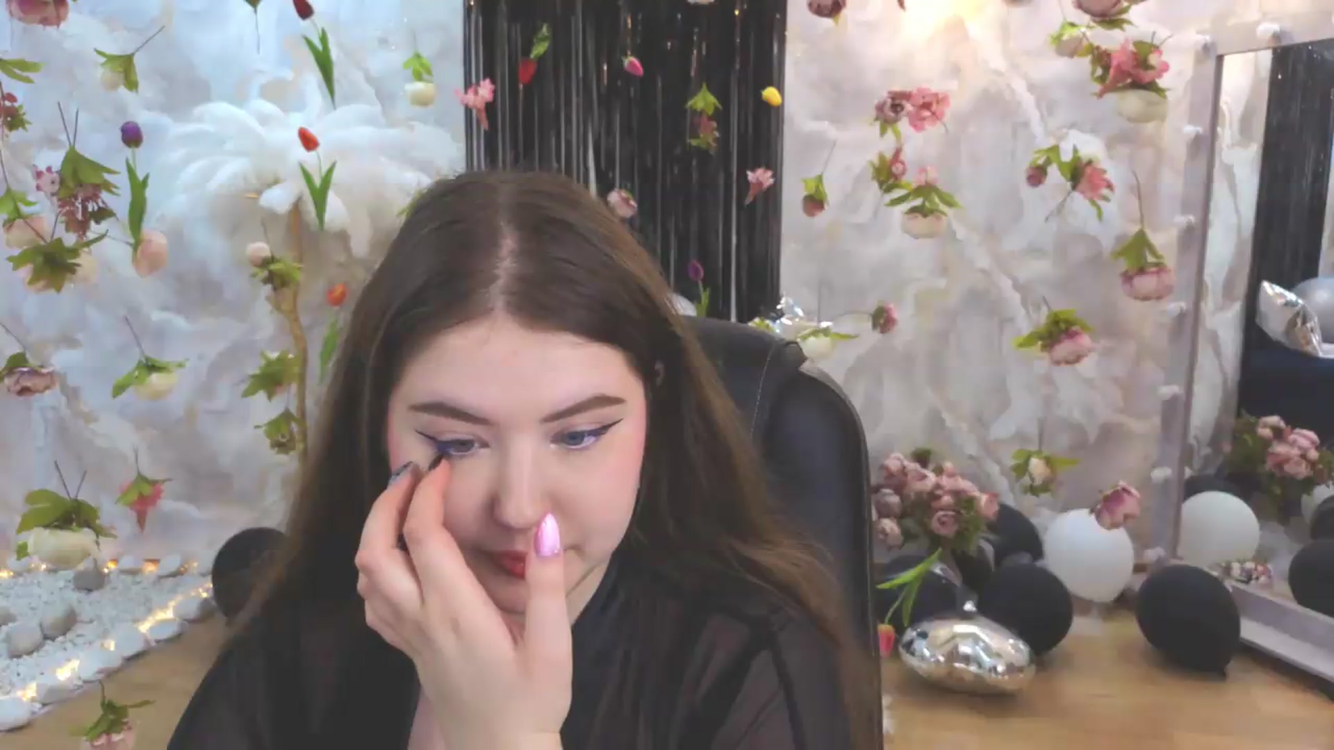 Gallery image thumbnail from EnigmaVeil's myfreecams stream on, 07/27/2026, 07:49 image 6 of 20
