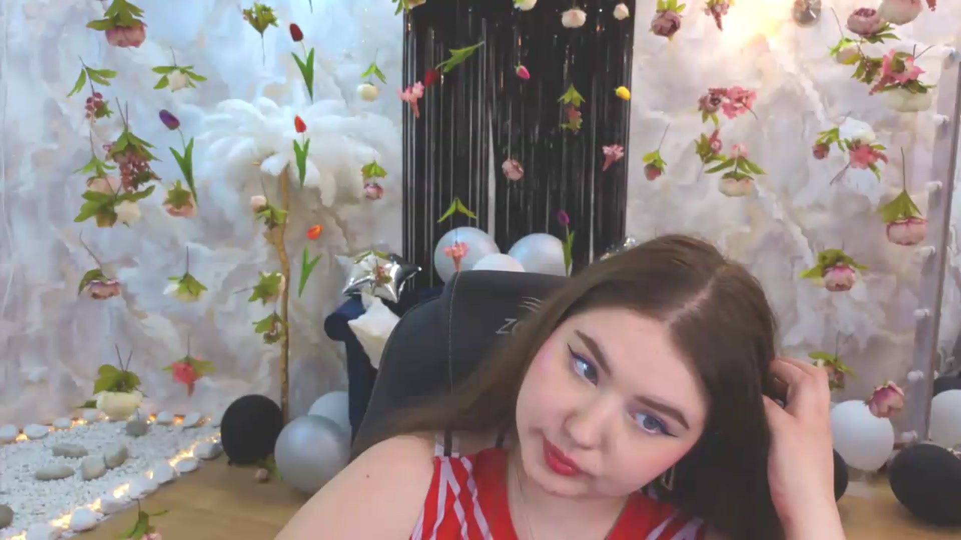 Gallery image thumbnail from EnigmaVeil's myfreecams stream on, 07/27/2026, 08:53 image 20 of 20