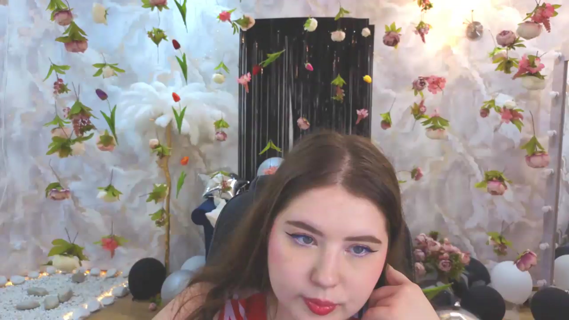 Gallery image thumbnail from EnigmaVeil's myfreecams stream on, 07/27/2026, 08:53 image 12 of 20