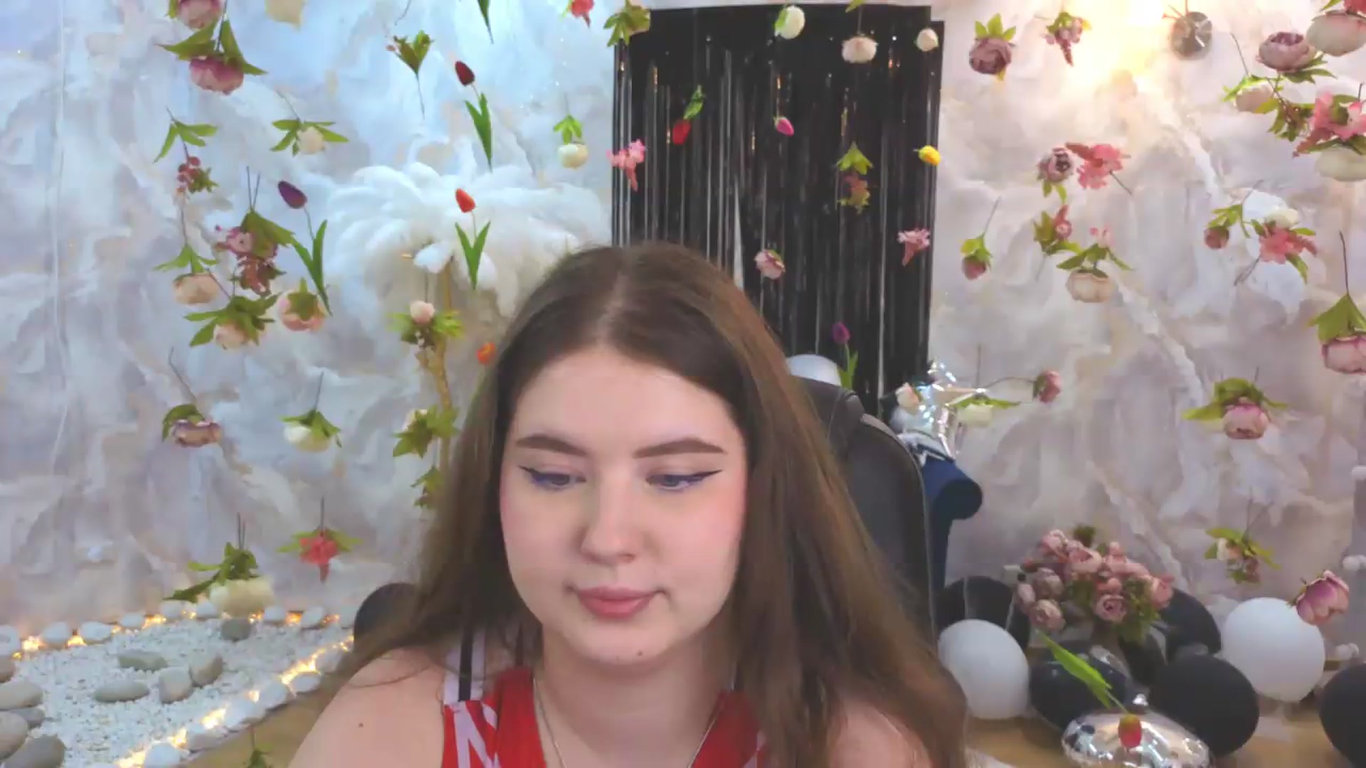 Gallery image thumbnail from EnigmaVeil's myfreecams stream on, 07/27/2026, 09:45 image 6 of 20
