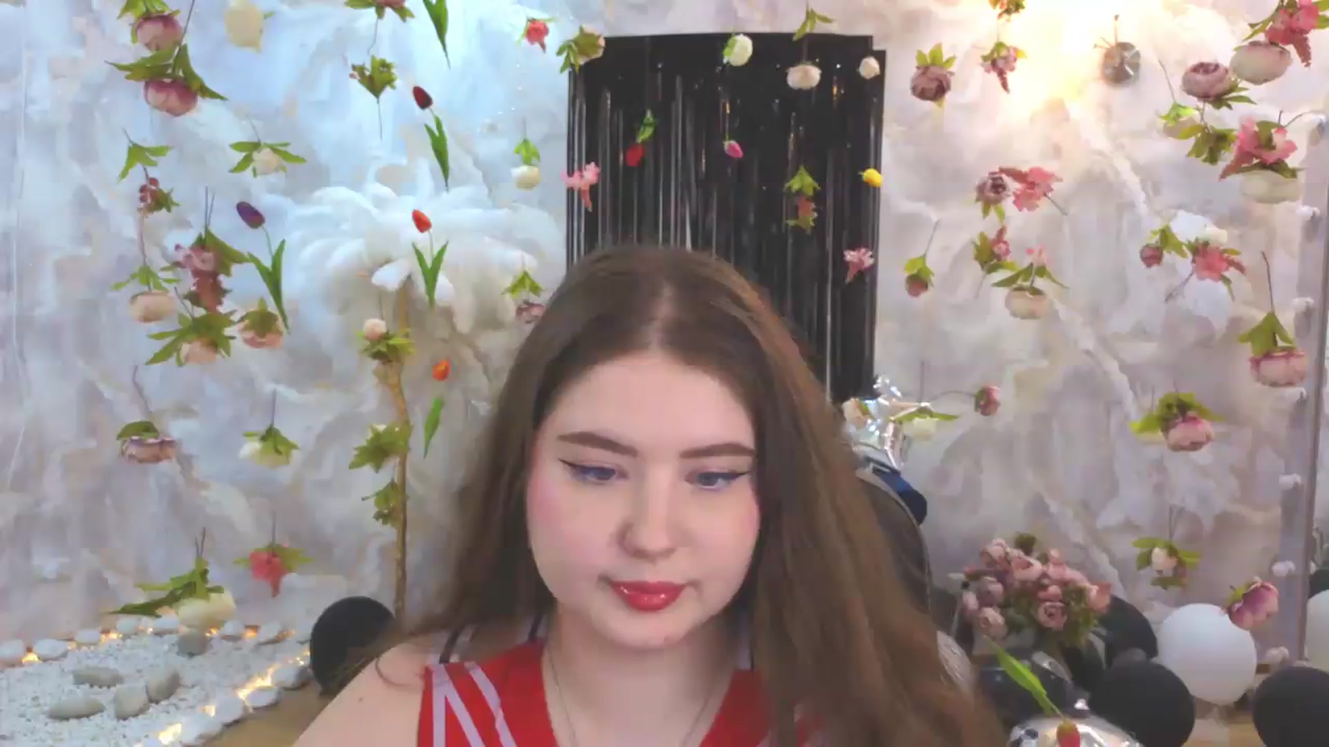 Gallery image thumbnail from EnigmaVeil's myfreecams stream on, 07/27/2026, 10:39 image 9 of 20