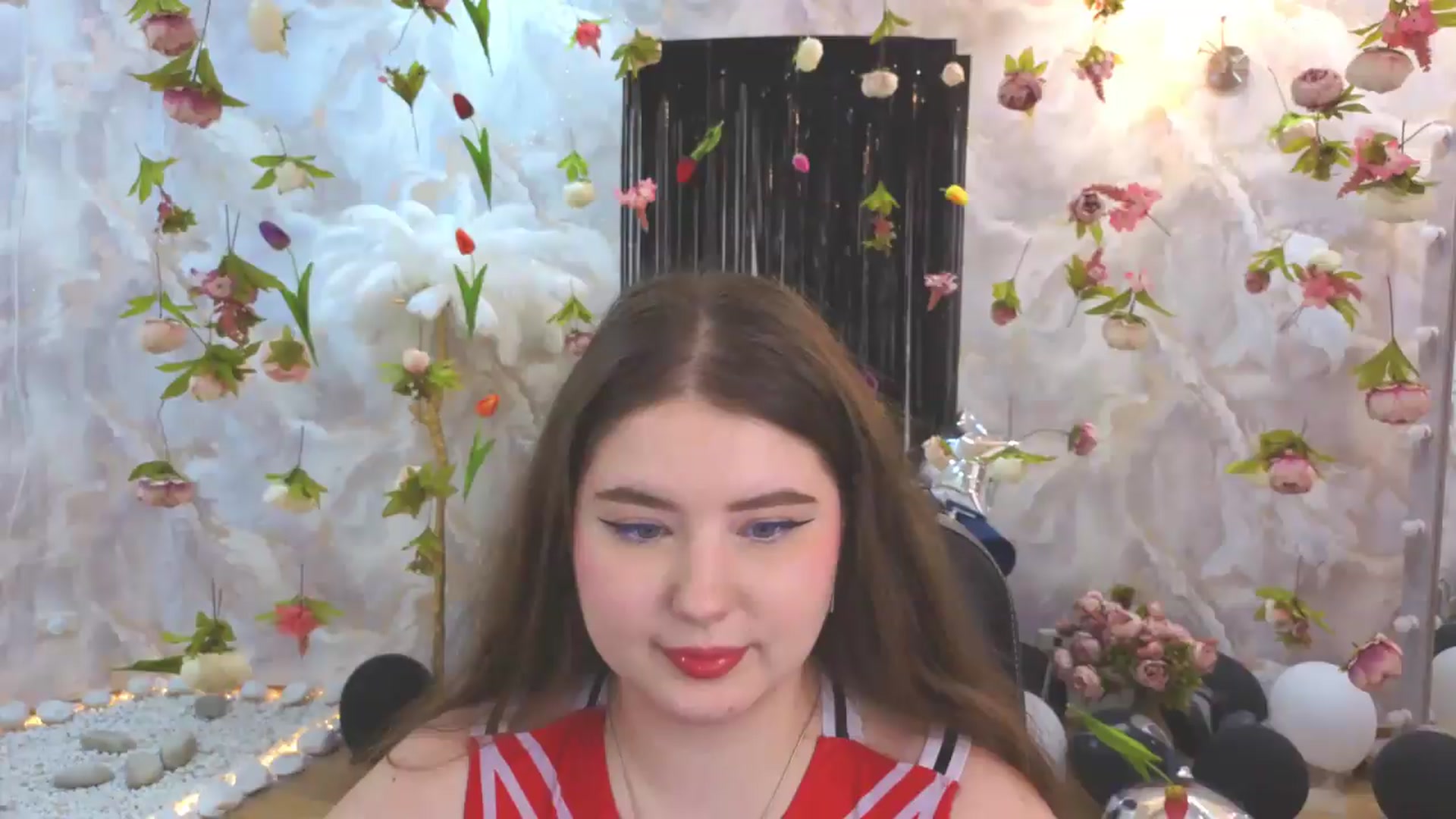 Gallery image thumbnail from EnigmaVeil's myfreecams stream on, 07/27/2026, 10:39 image 7 of 20