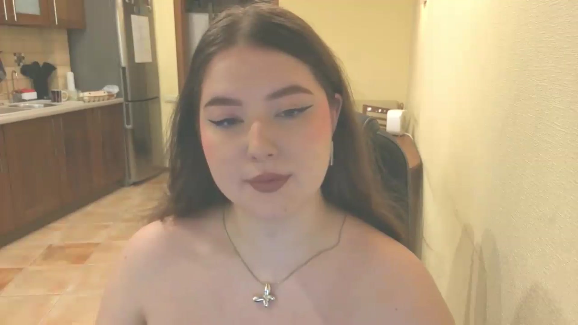 Gallery image thumbnail from EnigmaVeil's myfreecams stream on, 07/28/2026, 04:57 image 18 of 20