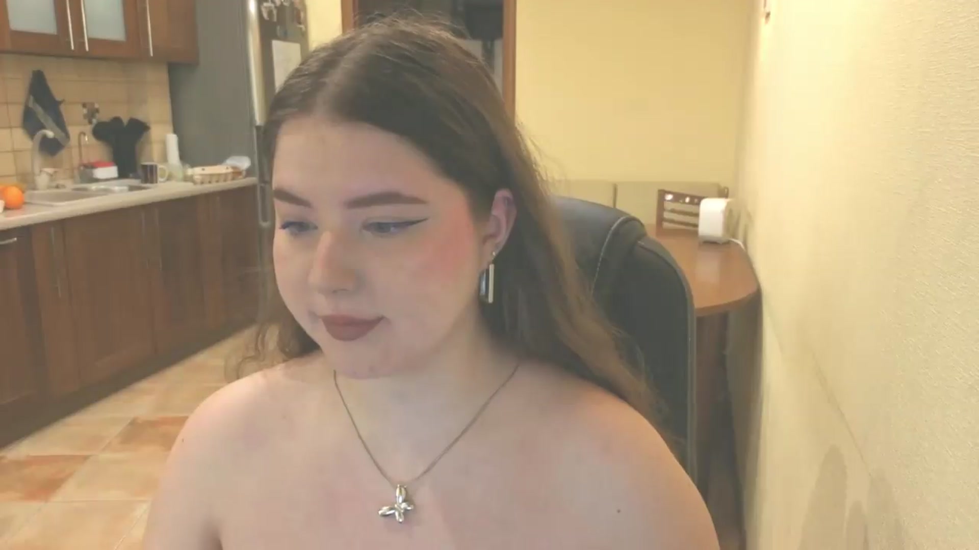Gallery image thumbnail from EnigmaVeil's myfreecams stream on, 07/28/2026, 04:57 image 3 of 20
