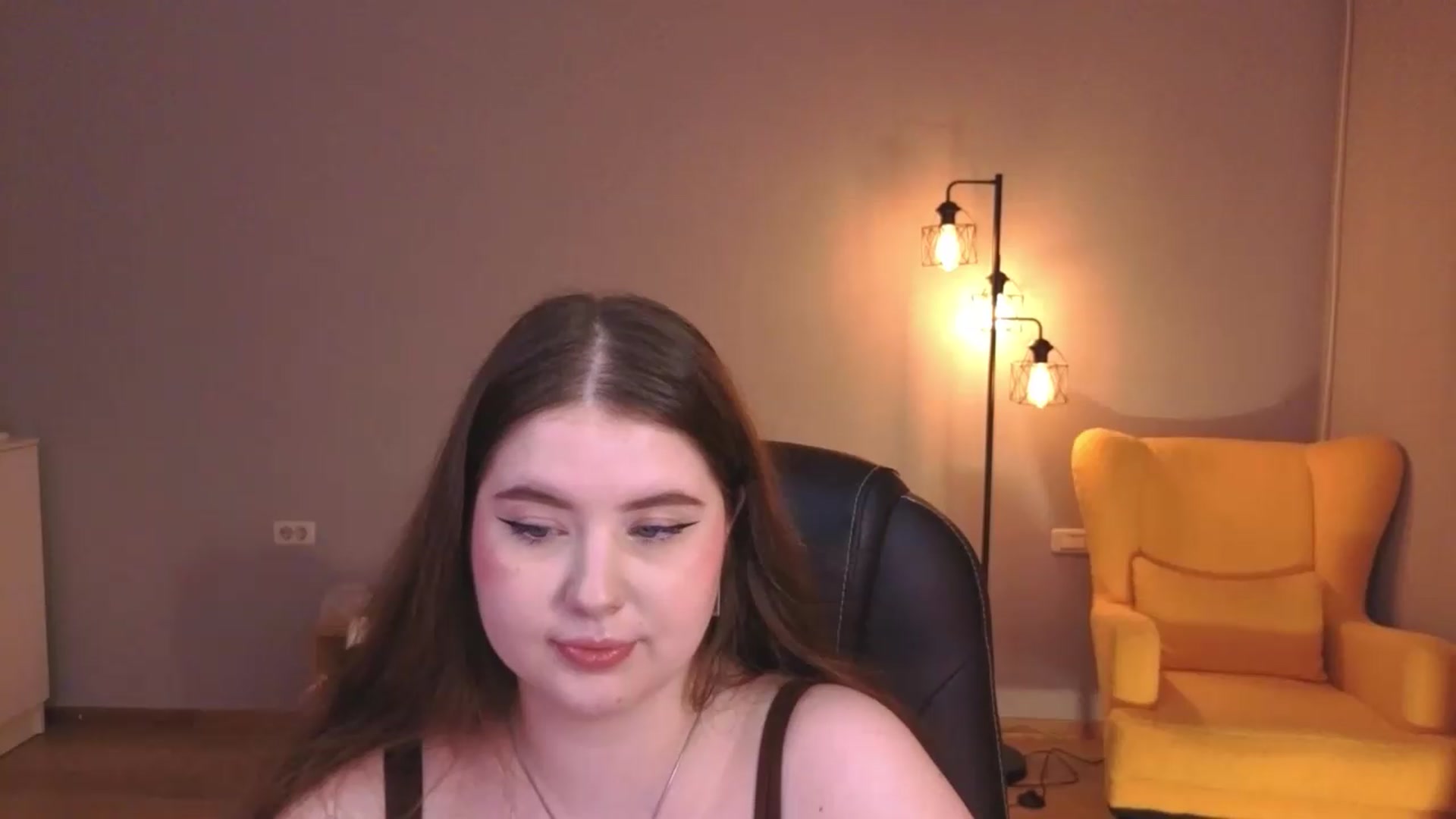 Gallery image thumbnail from EnigmaVeil's myfreecams stream on, 07/31/2026, 01:00 image 13 of 20