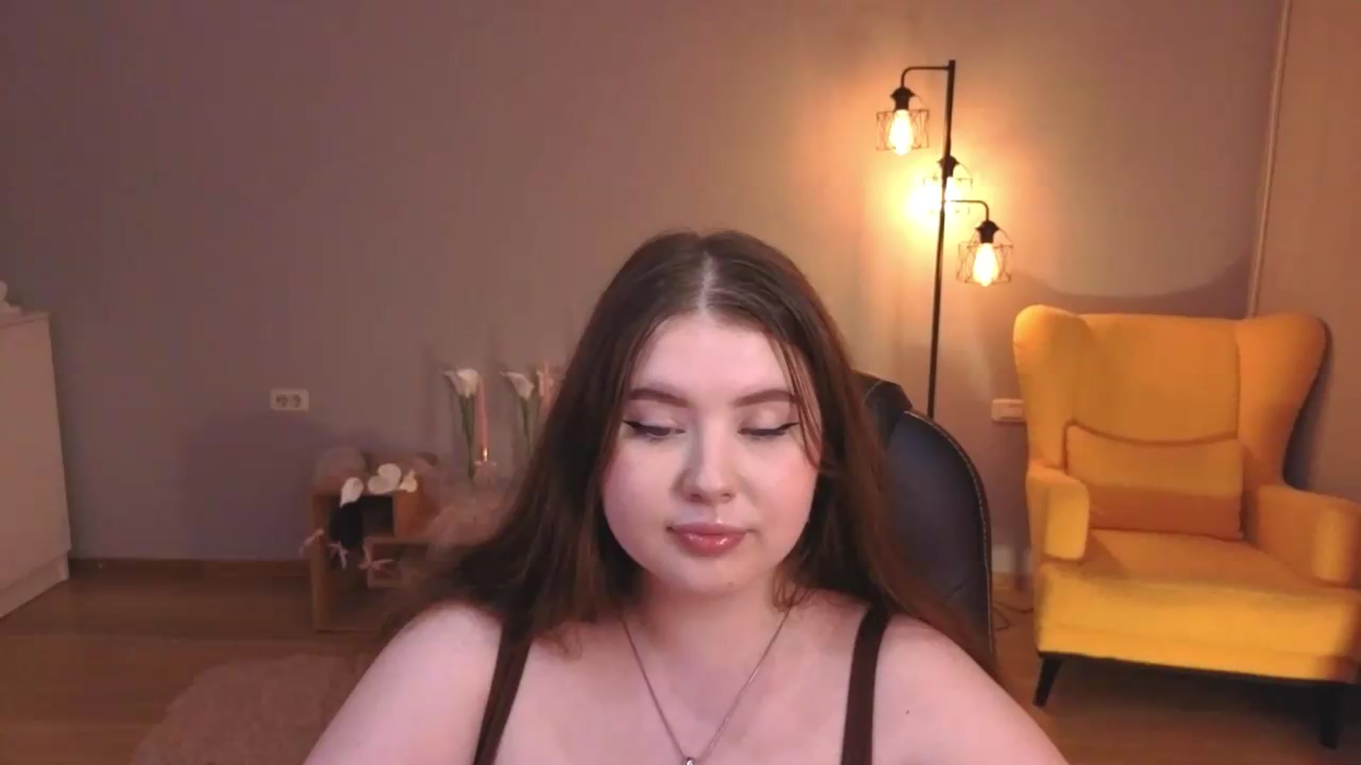 Gallery image thumbnail from EnigmaVeil's myfreecams stream on, 07/31/2026, 01:00 image 18 of 20