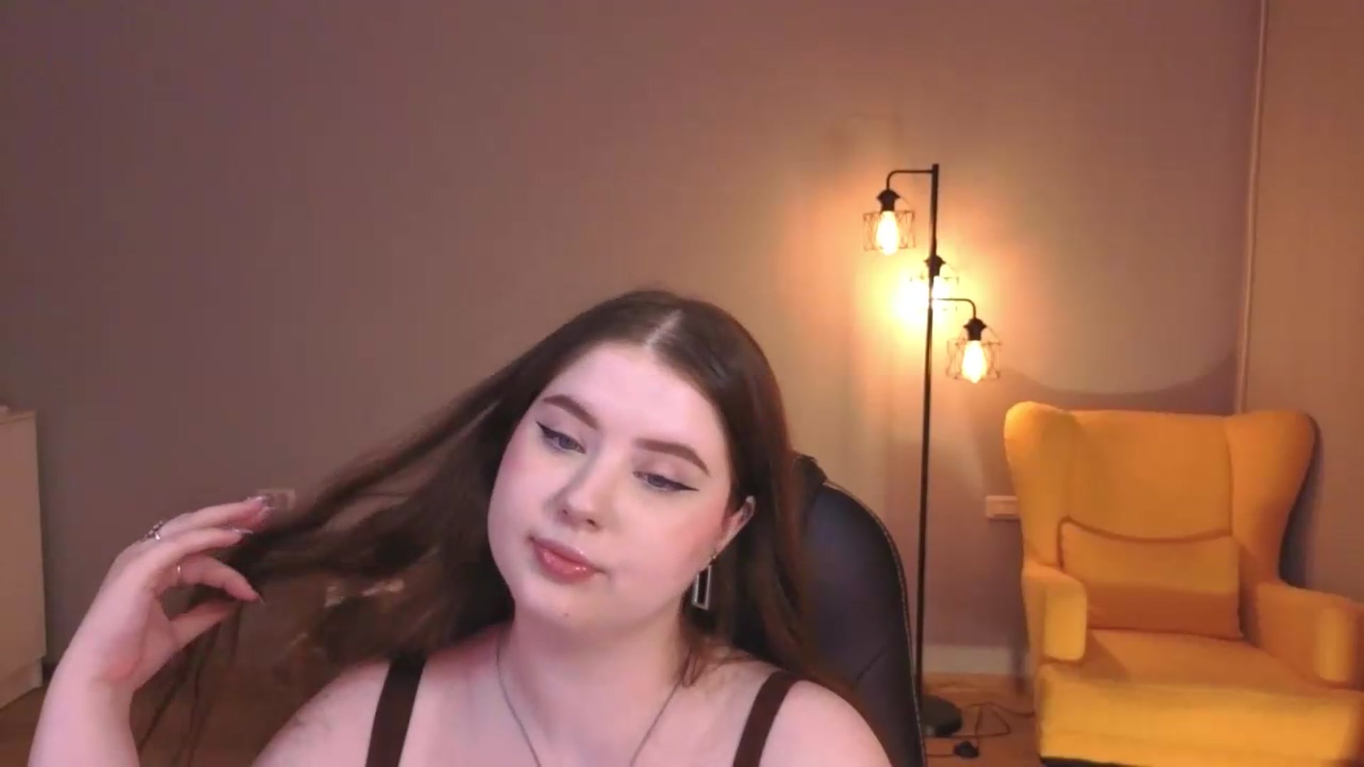 Gallery image thumbnail from EnigmaVeil's myfreecams stream on, 07/31/2026, 01:00 image 15 of 20