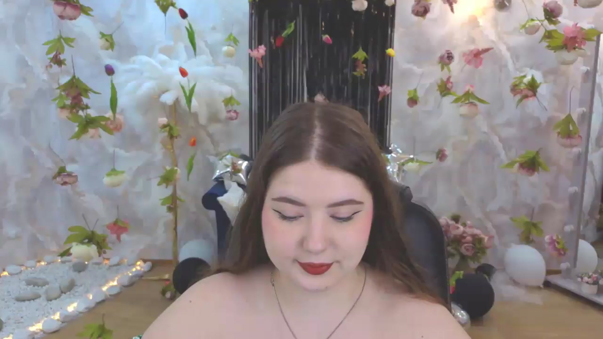 Gallery image thumbnail from EnigmaVeil's myfreecams stream on, 07/31/2026, 18:41 image 8 of 20