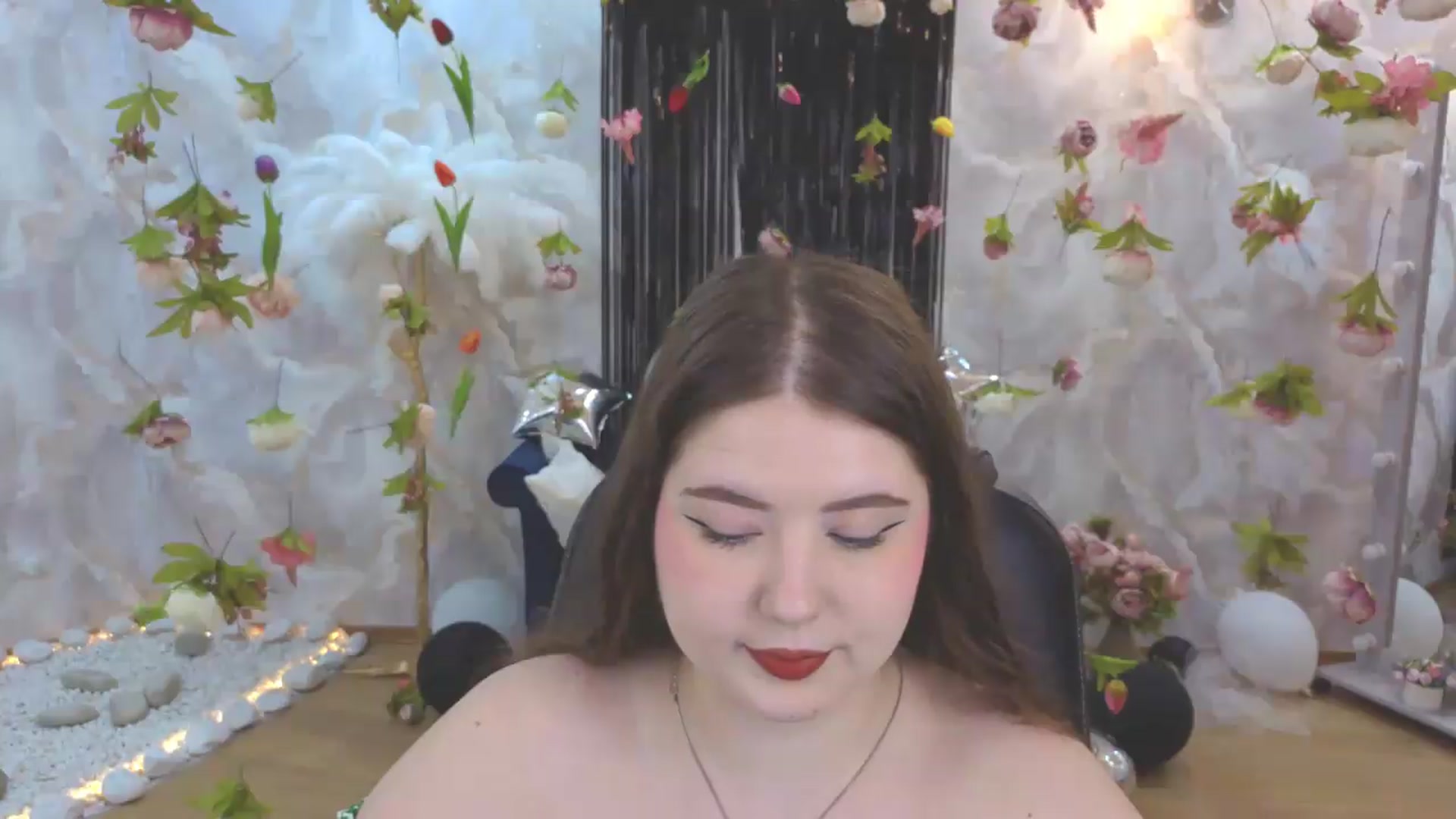 Gallery image thumbnail from EnigmaVeil's myfreecams stream on, 07/31/2026, 18:41 image 6 of 20