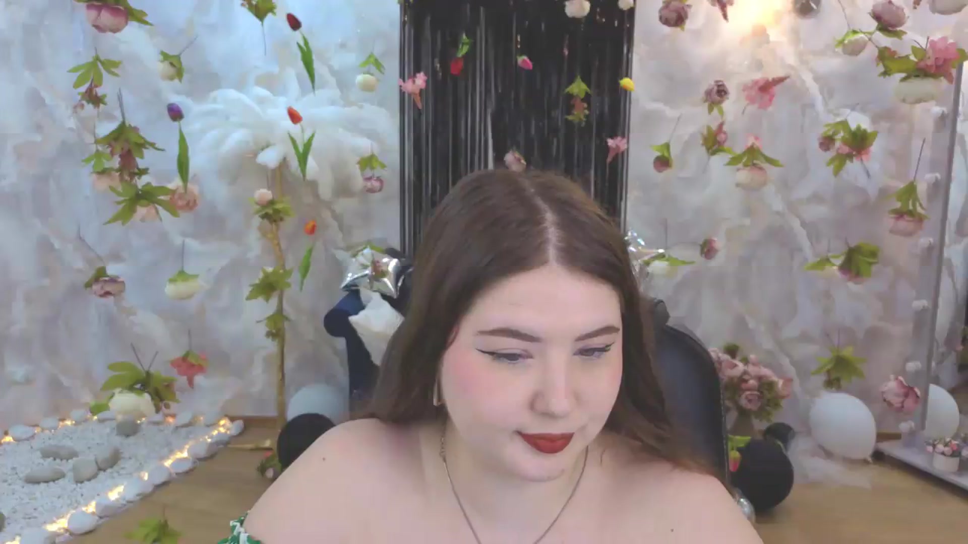 Gallery image thumbnail from EnigmaVeil's myfreecams stream on, 07/31/2026, 18:41 image 12 of 20