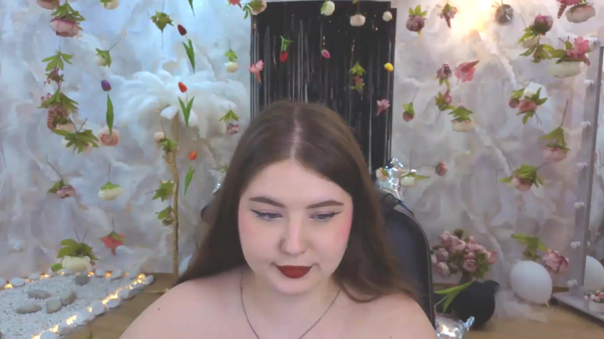 Gallery image thumbnail from EnigmaVeil's myfreecams stream on, 07/31/2026, 21:46 image 11 of 20
