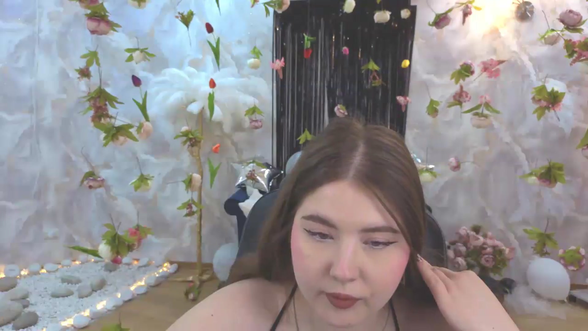 Gallery image thumbnail from EnigmaVeil's myfreecams stream on, 08/04/2026, 05:01 image 5 of 20