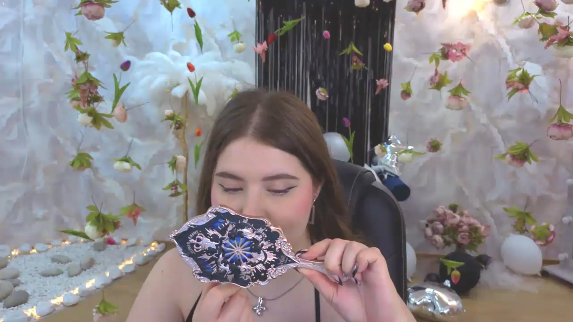 Gallery image thumbnail from EnigmaVeil's myfreecams stream on, 08/04/2026, 06:21 image 2 of 20