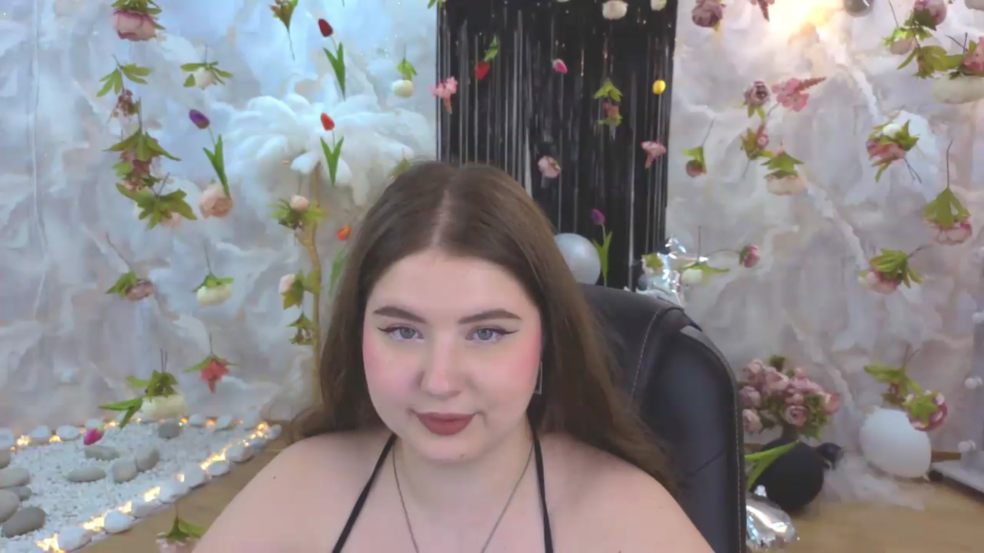 Gallery image thumbnail from EnigmaVeil's myfreecams stream on, 08/04/2026, 07:19 image 3 of 20