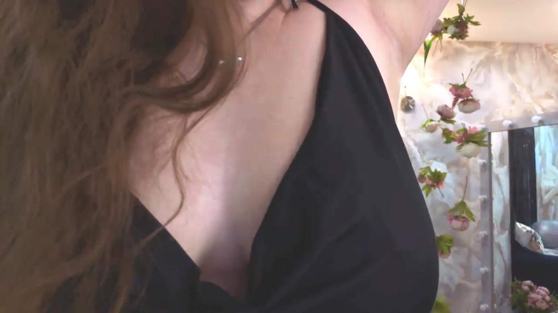 Gallery image thumbnail from EnigmaVeil's myfreecams stream on, 08/04/2026, 08:47 image 9 of 20