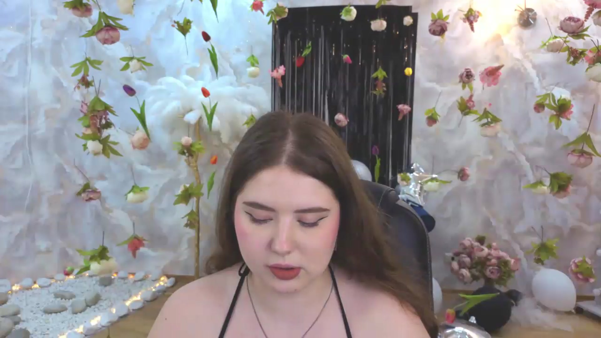Gallery image thumbnail from EnigmaVeil's myfreecams stream on, 08/04/2026, 08:47 image 3 of 20