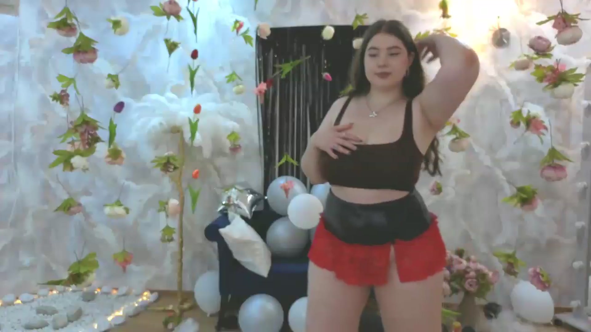 Gallery image thumbnail from EnigmaVeil's myfreecams stream on, 08/05/2026, 05:45 image 18 of 20
