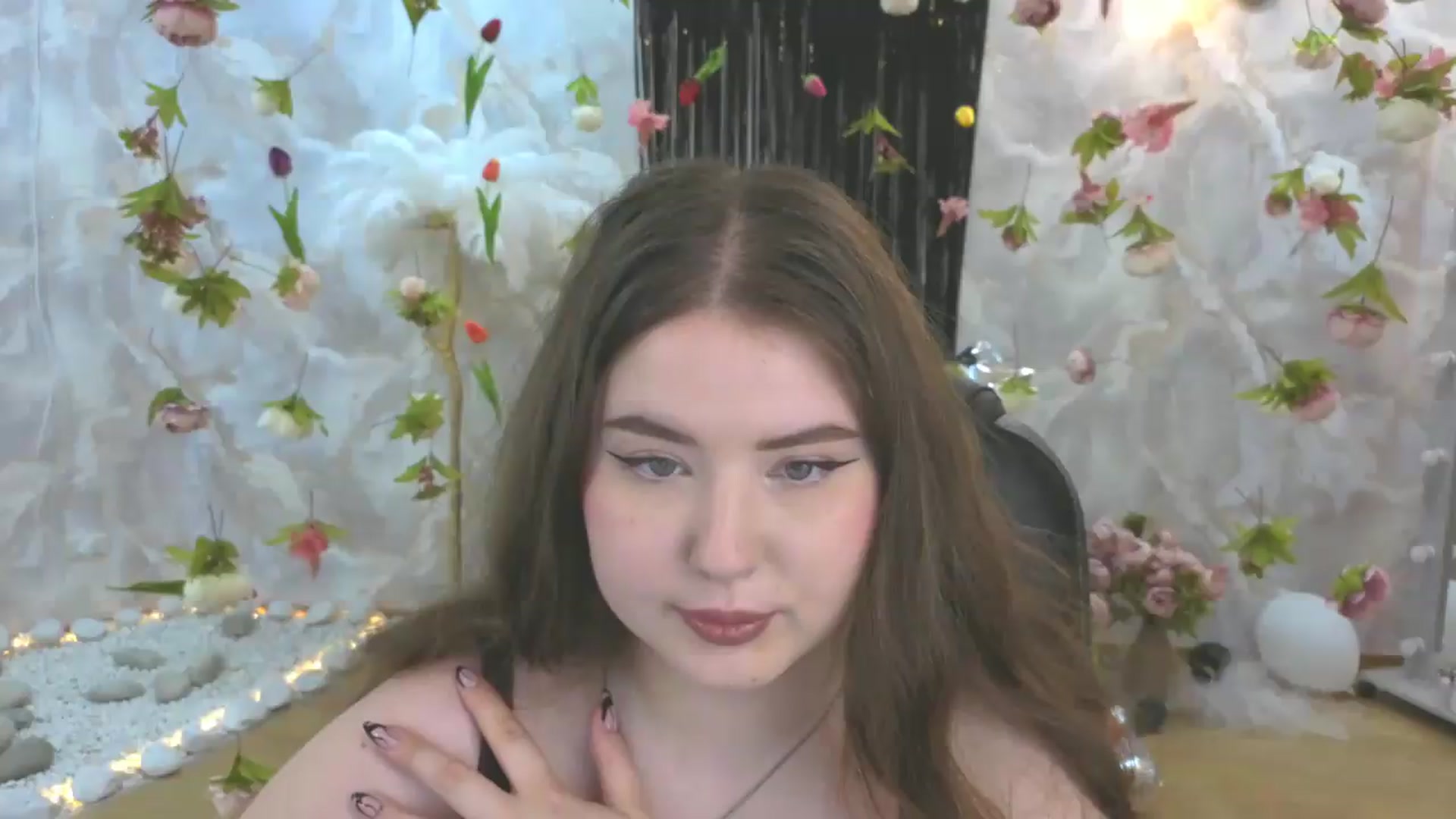 Gallery image thumbnail from EnigmaVeil's myfreecams stream on, 08/05/2026, 05:45 image 14 of 20