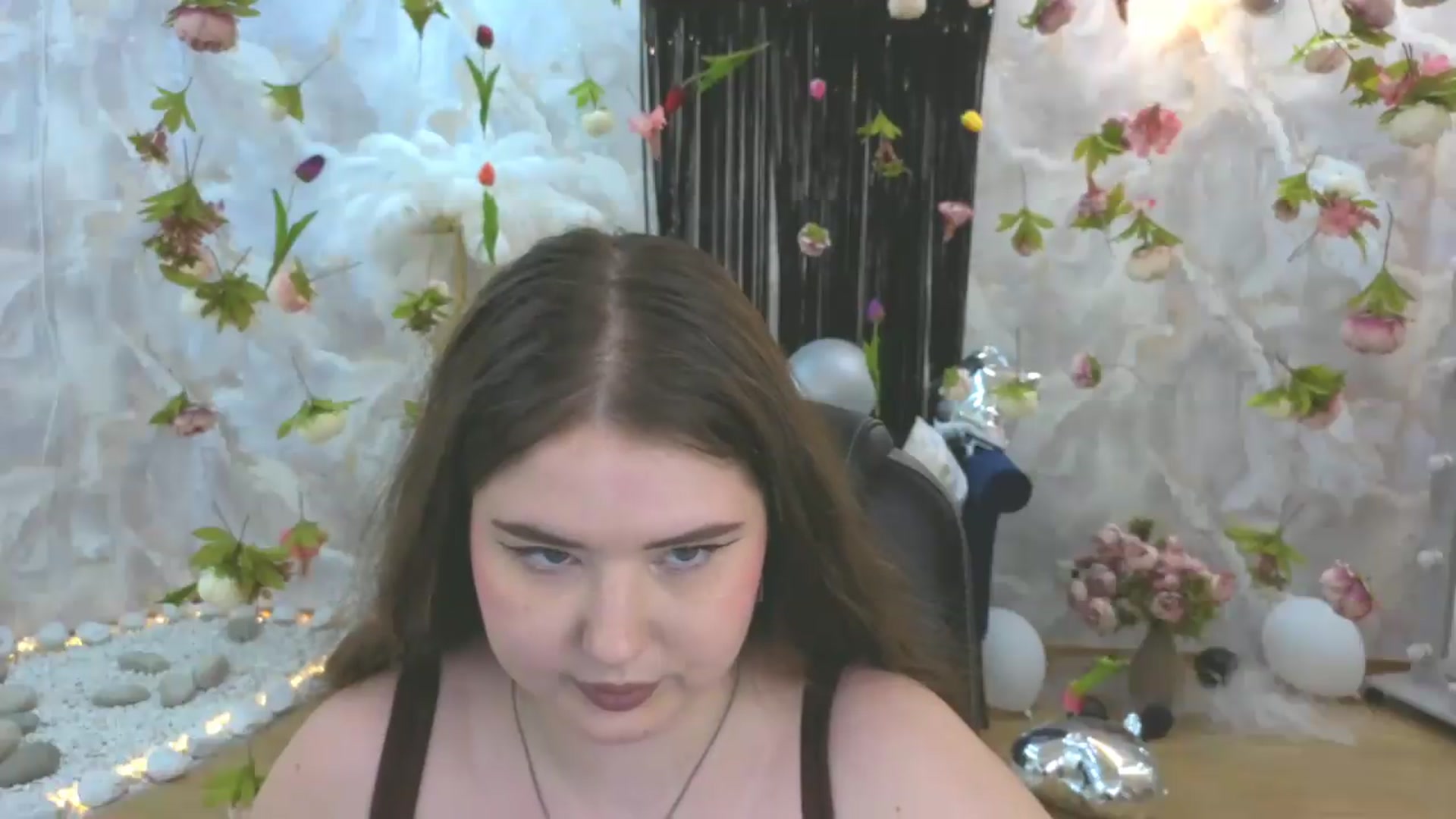 Gallery image thumbnail from EnigmaVeil's myfreecams stream on, 08/05/2026, 07:46 image 2 of 20