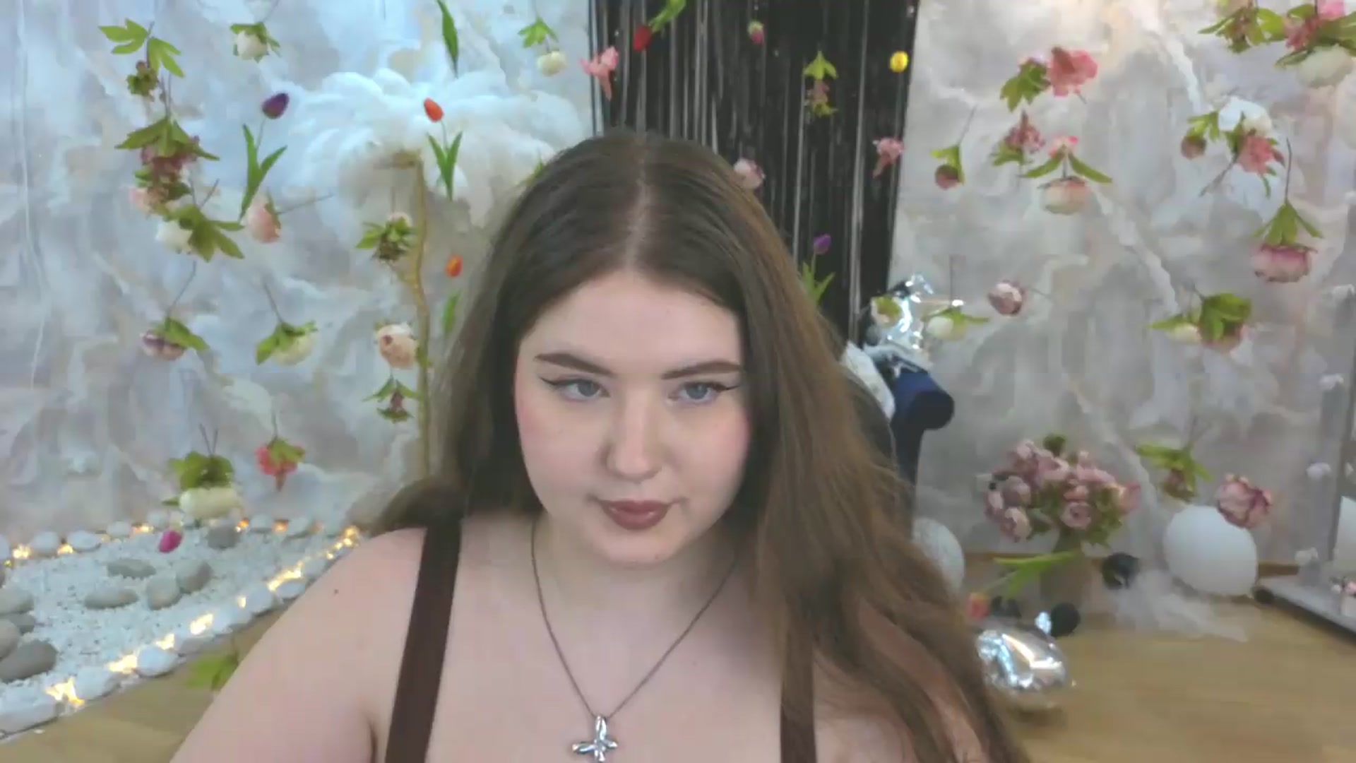 Gallery image thumbnail from EnigmaVeil's myfreecams stream on, 08/05/2026, 07:46 image 10 of 20