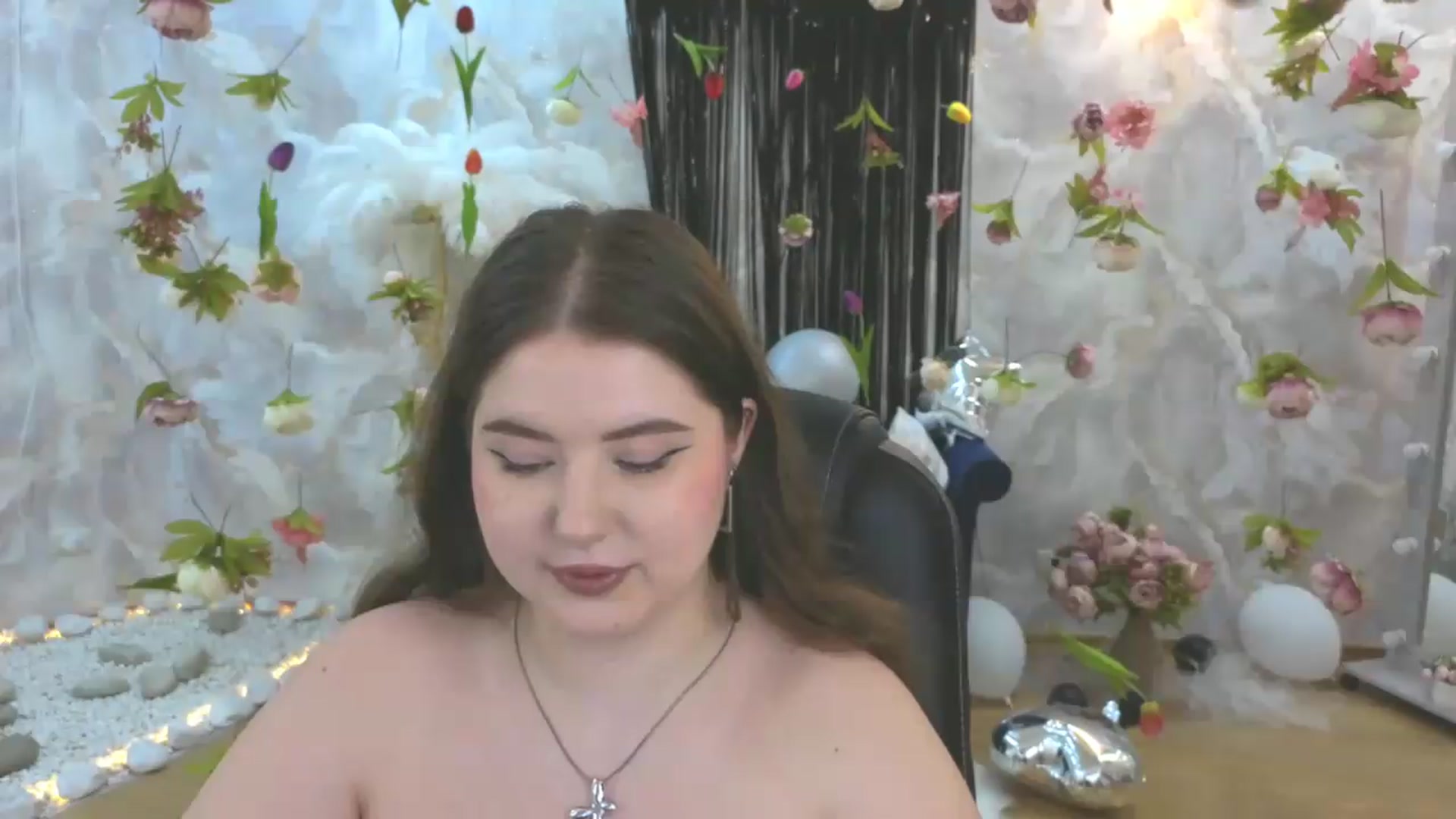 Gallery image thumbnail from EnigmaVeil's myfreecams stream on, 08/05/2026, 09:48 image 3 of 20