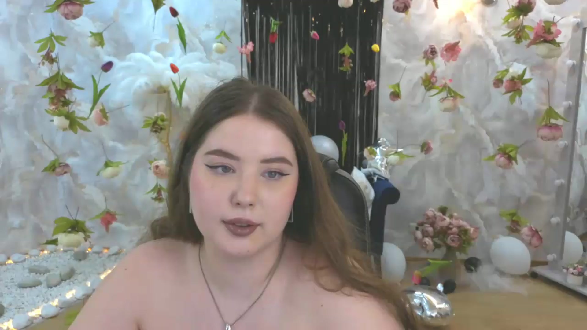 Gallery image thumbnail from EnigmaVeil's myfreecams stream on, 08/05/2026, 10:44 image 2 of 20