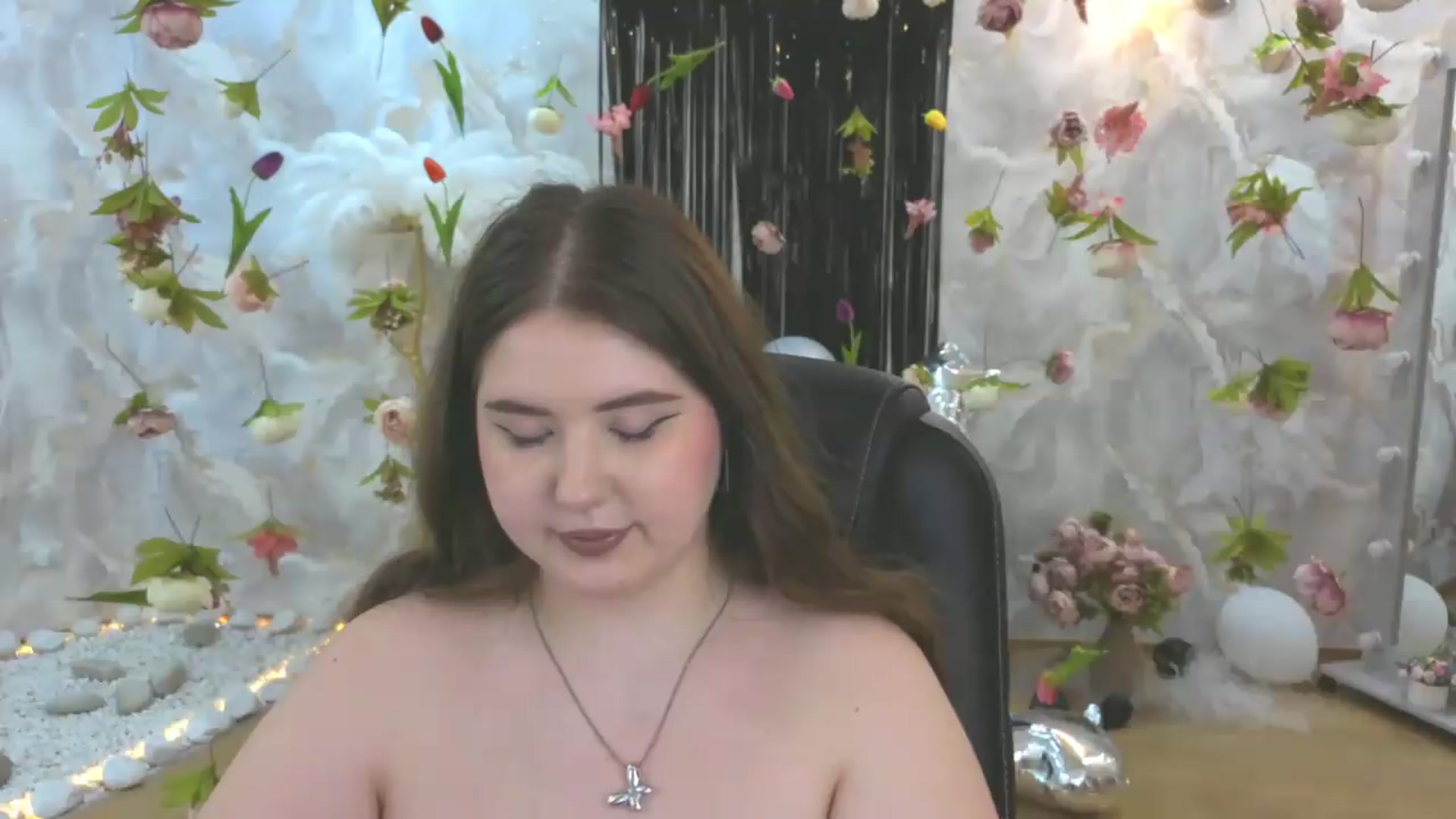 Gallery image thumbnail from EnigmaVeil's myfreecams stream on, 08/05/2026, 10:59 image 20 of 20
