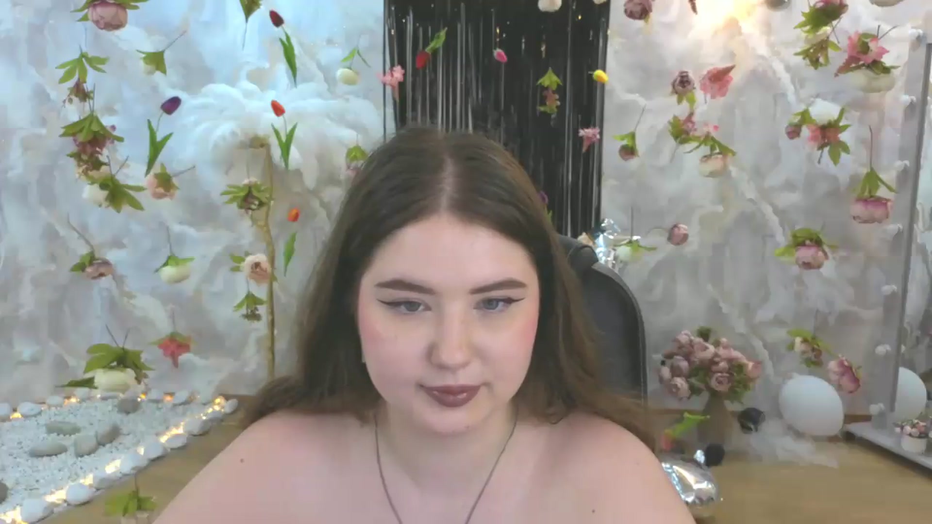 Gallery image thumbnail from EnigmaVeil's myfreecams stream on, 08/05/2026, 10:59 image 8 of 20