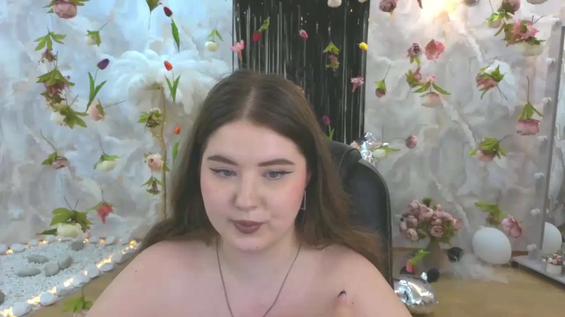 Gallery image thumbnail from EnigmaVeil's myfreecams stream on, 08/05/2026, 10:59 image 11 of 20
