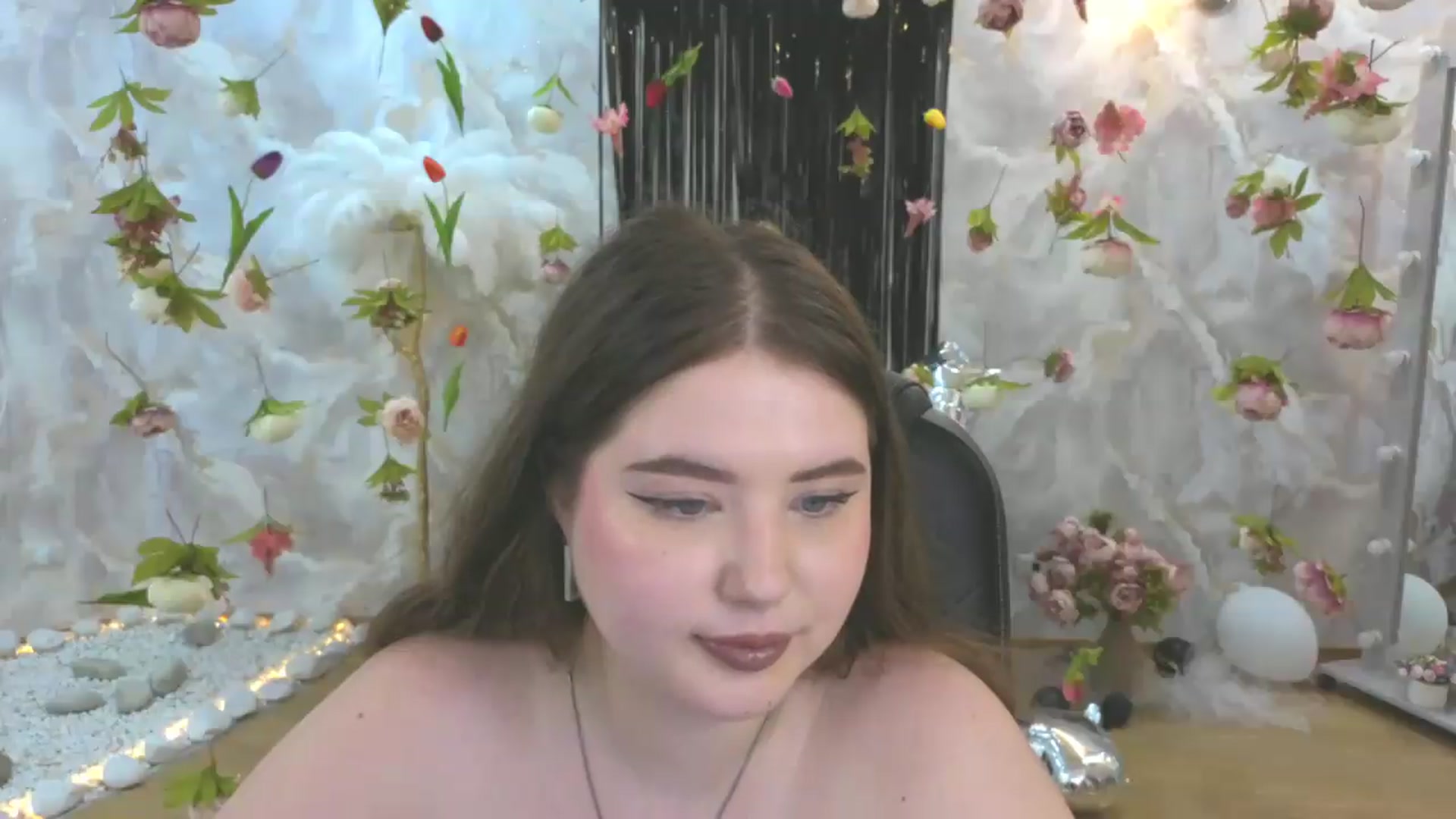 Gallery image thumbnail from EnigmaVeil's myfreecams stream on, 08/05/2026, 10:59 image 7 of 20