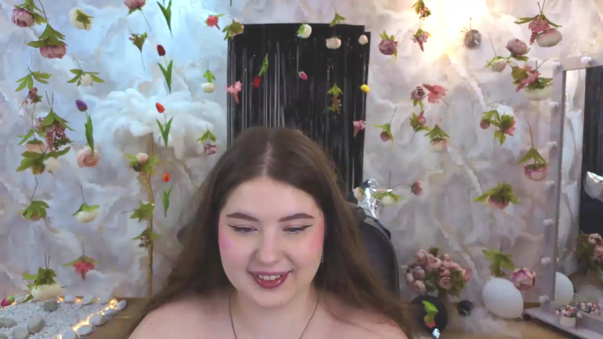Gallery image thumbnail from EnigmaVeil's myfreecams stream on, 08/06/2026, 23:41 image 15 of 20