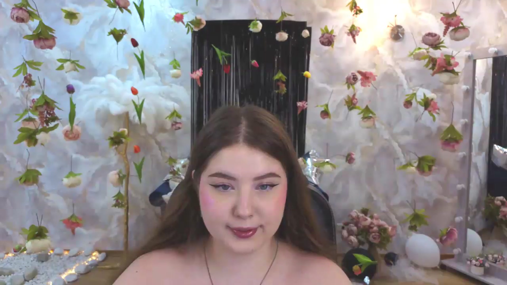 Gallery image thumbnail from EnigmaVeil's myfreecams stream on, 08/06/2026, 23:41 image 19 of 20