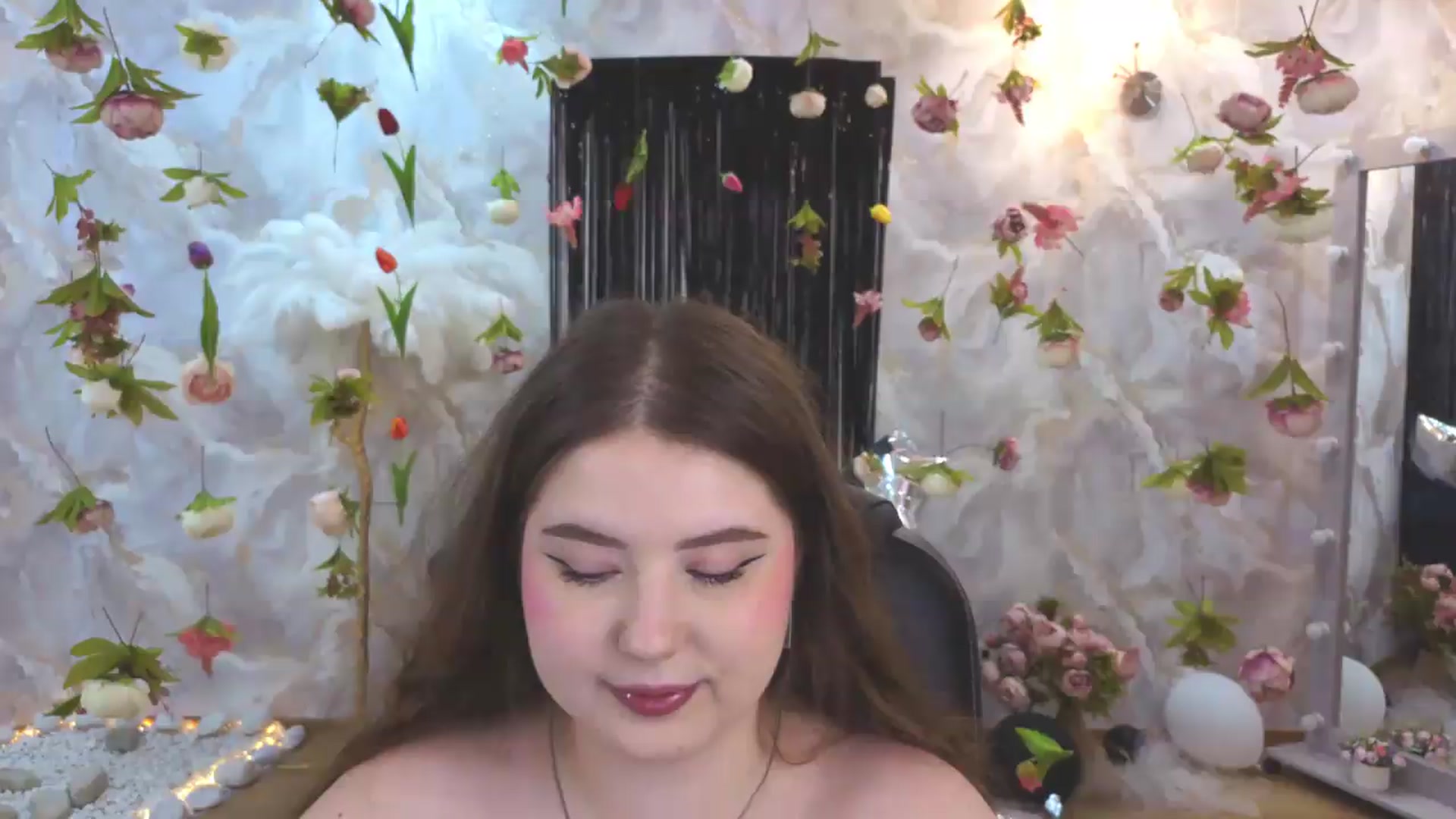 Gallery image thumbnail from EnigmaVeil's myfreecams stream on, 08/06/2026, 23:41 image 4 of 20
