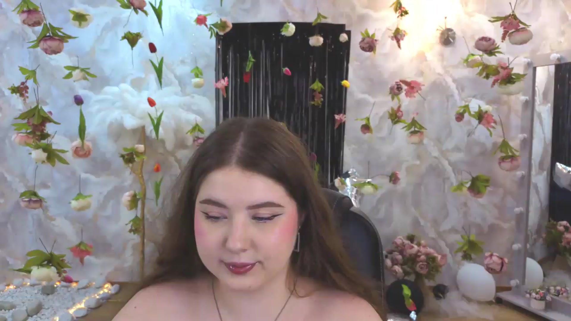 Gallery image thumbnail from EnigmaVeil's myfreecams stream on, 08/06/2026, 23:41 image 7 of 20