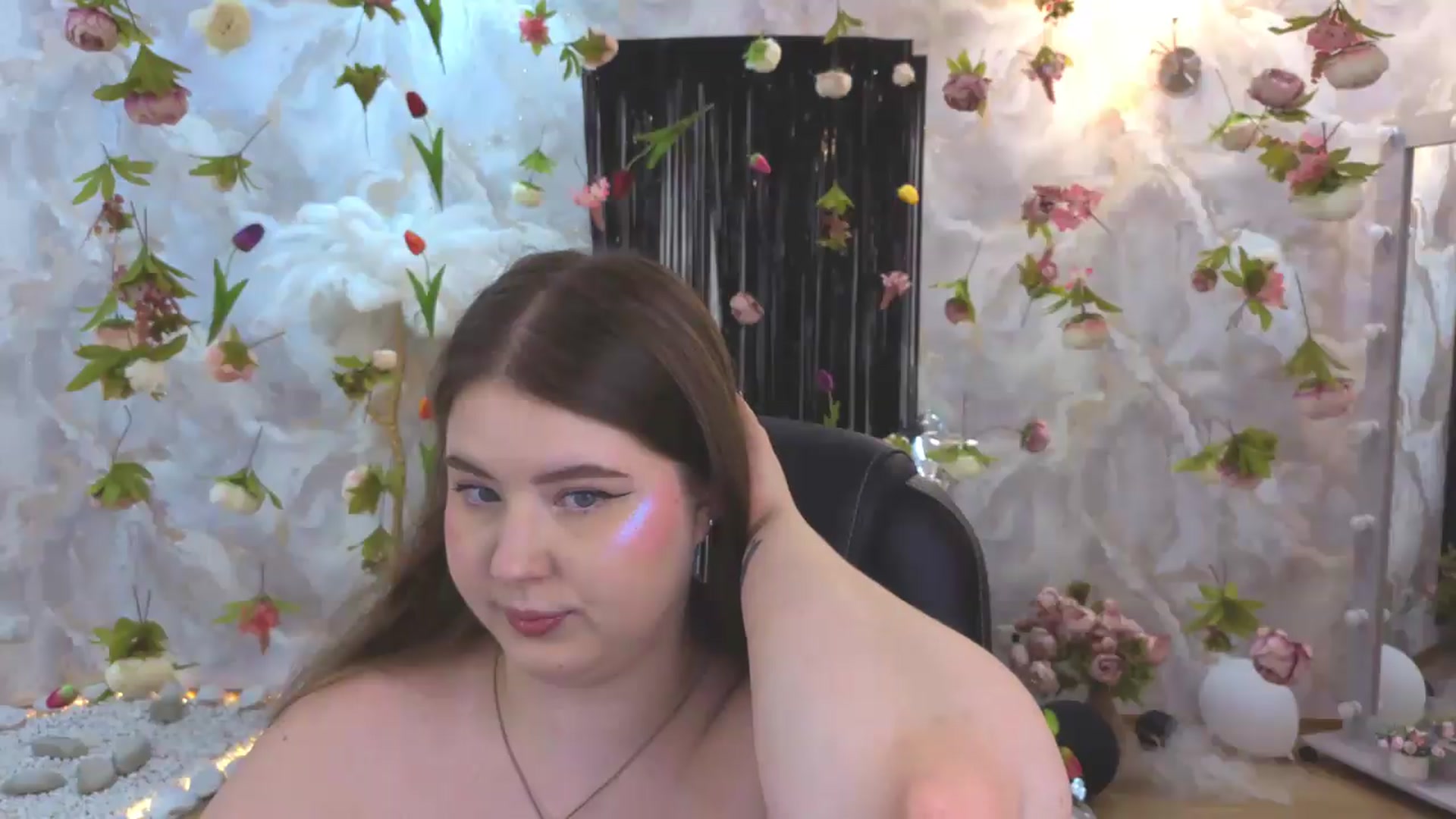 Gallery image thumbnail from EnigmaVeil's myfreecams stream on, 08/07/2026, 01:23 image 19 of 20