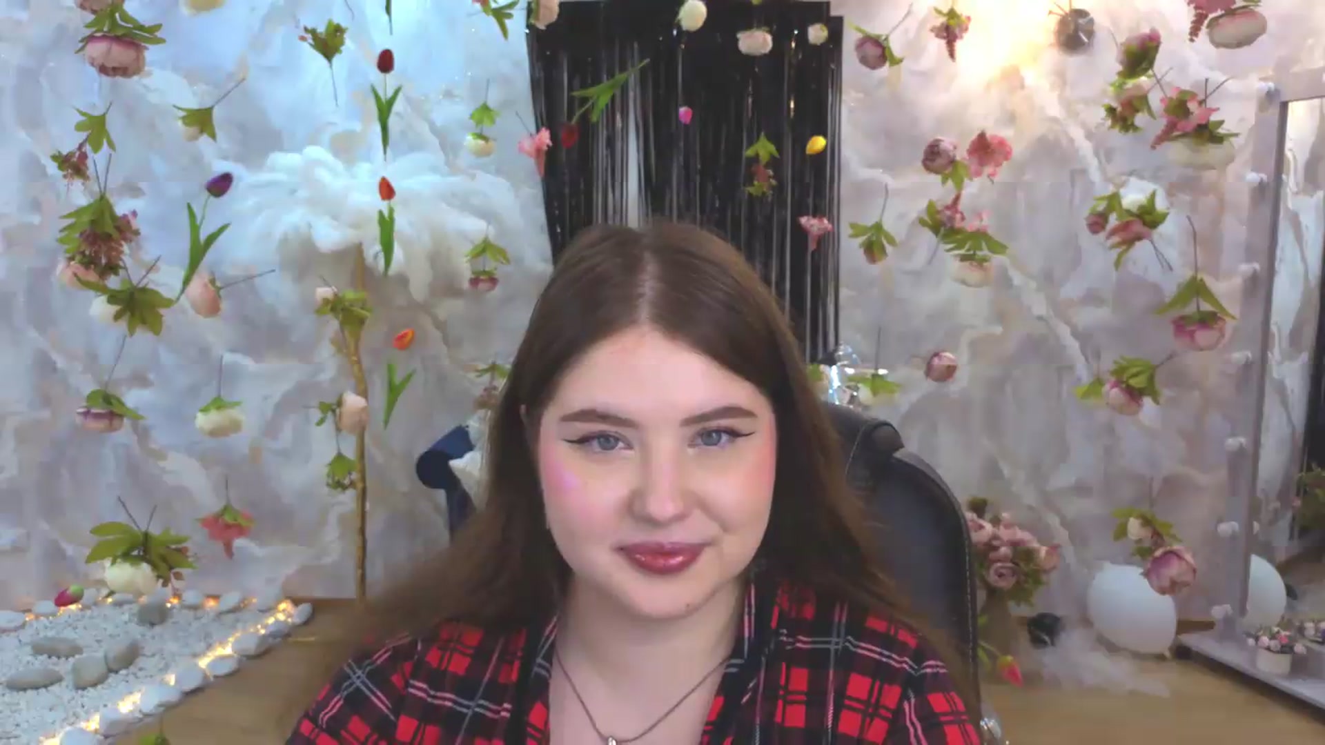 Gallery image thumbnail from EnigmaVeil's myfreecams stream on, 08/07/2026, 02:57 image 14 of 20
