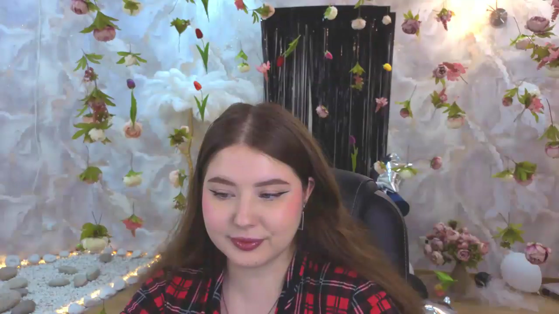 Gallery image thumbnail from EnigmaVeil's myfreecams stream on, 08/07/2026, 02:57 image 4 of 20