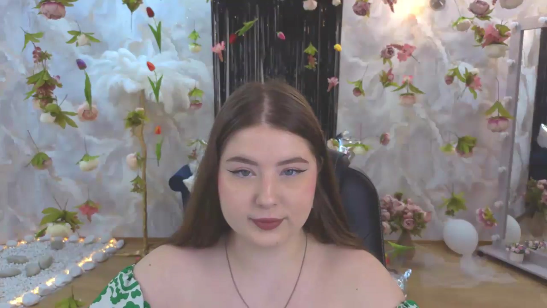 Gallery image thumbnail from EnigmaVeil's myfreecams stream on, 08/07/2026, 19:03 image 10 of 20