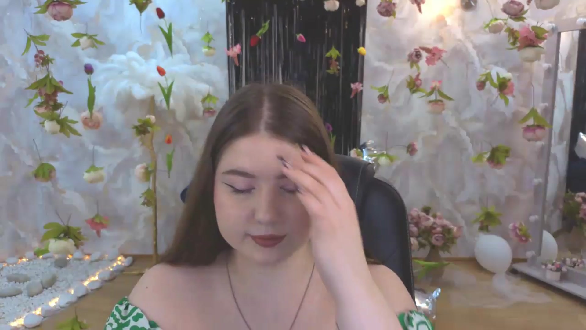 Gallery image thumbnail from EnigmaVeil's myfreecams stream on, 08/07/2026, 19:03 image 9 of 20