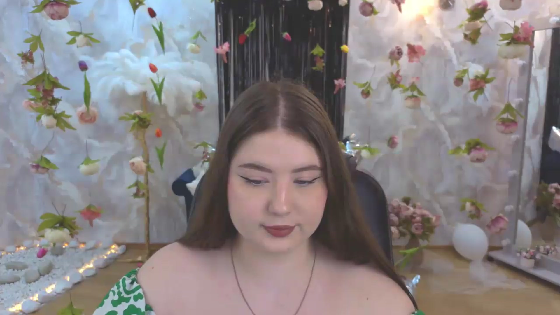Gallery image thumbnail from EnigmaVeil's myfreecams stream on, 08/07/2026, 19:03 image 6 of 20