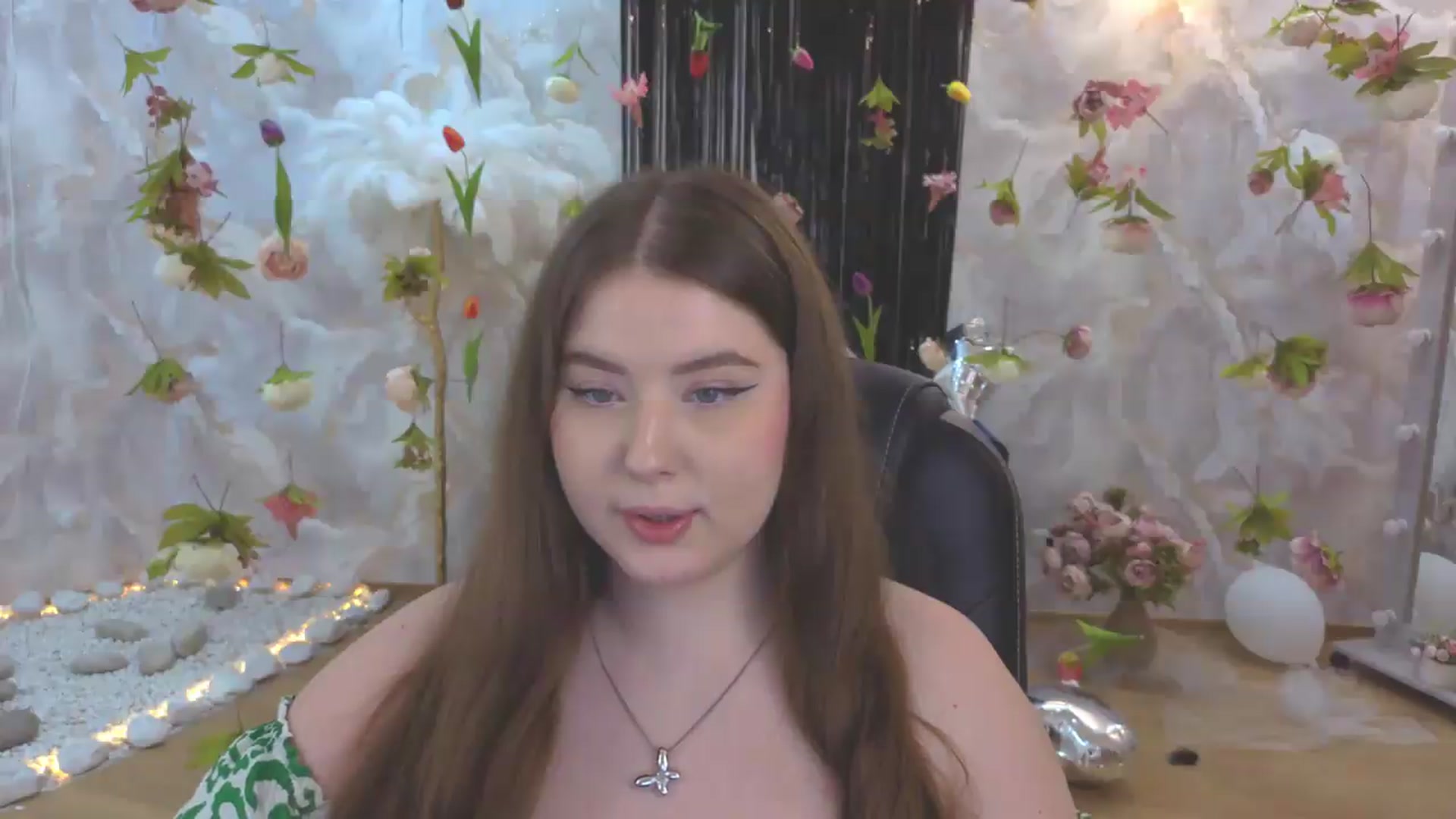 Gallery image thumbnail from EnigmaVeil's myfreecams stream on, 08/08/2026, 01:02 image 8 of 20