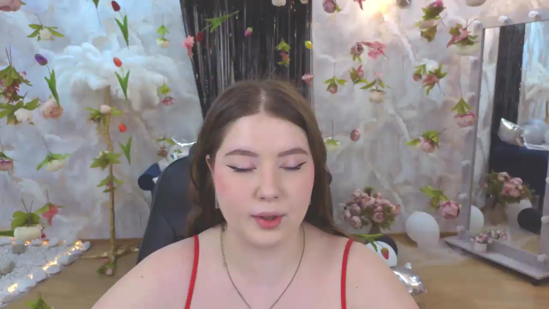 Gallery image thumbnail from EnigmaVeil's myfreecams stream on, 08/09/2026, 18:50 image 1 of 20