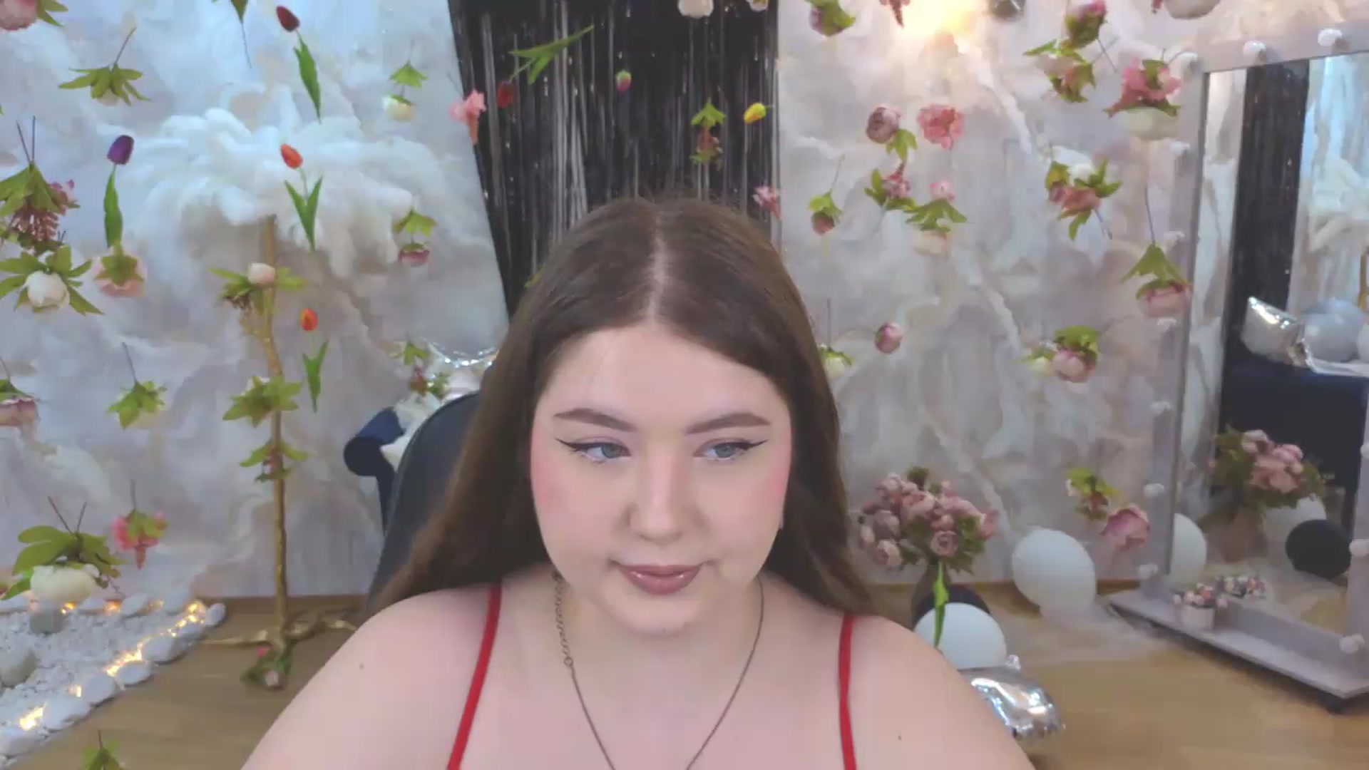 Gallery image thumbnail from EnigmaVeil's myfreecams stream on, 08/09/2026, 18:50 image 19 of 20