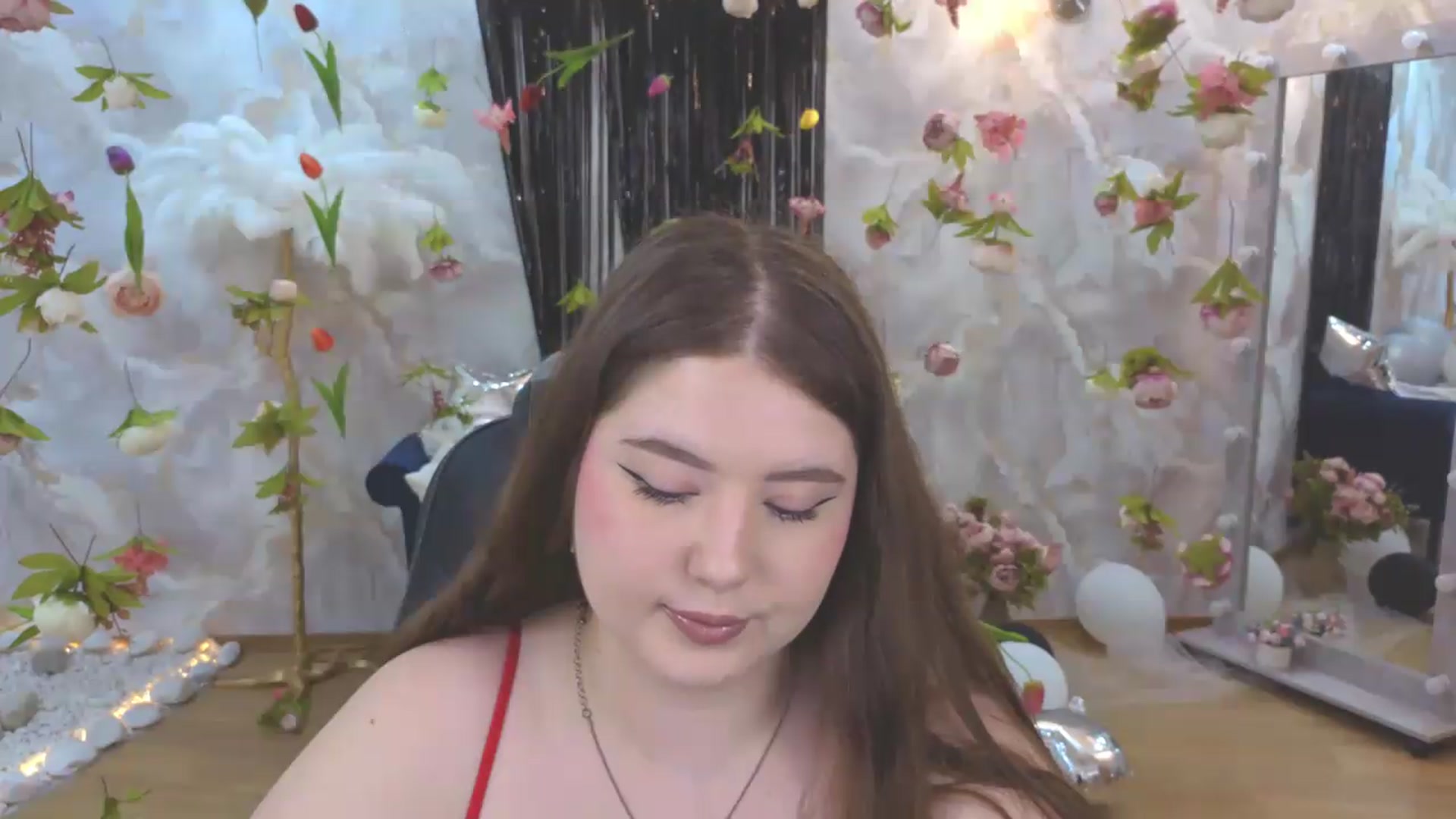 Gallery image thumbnail from EnigmaVeil's myfreecams stream on, 08/09/2026, 18:50 image 17 of 20