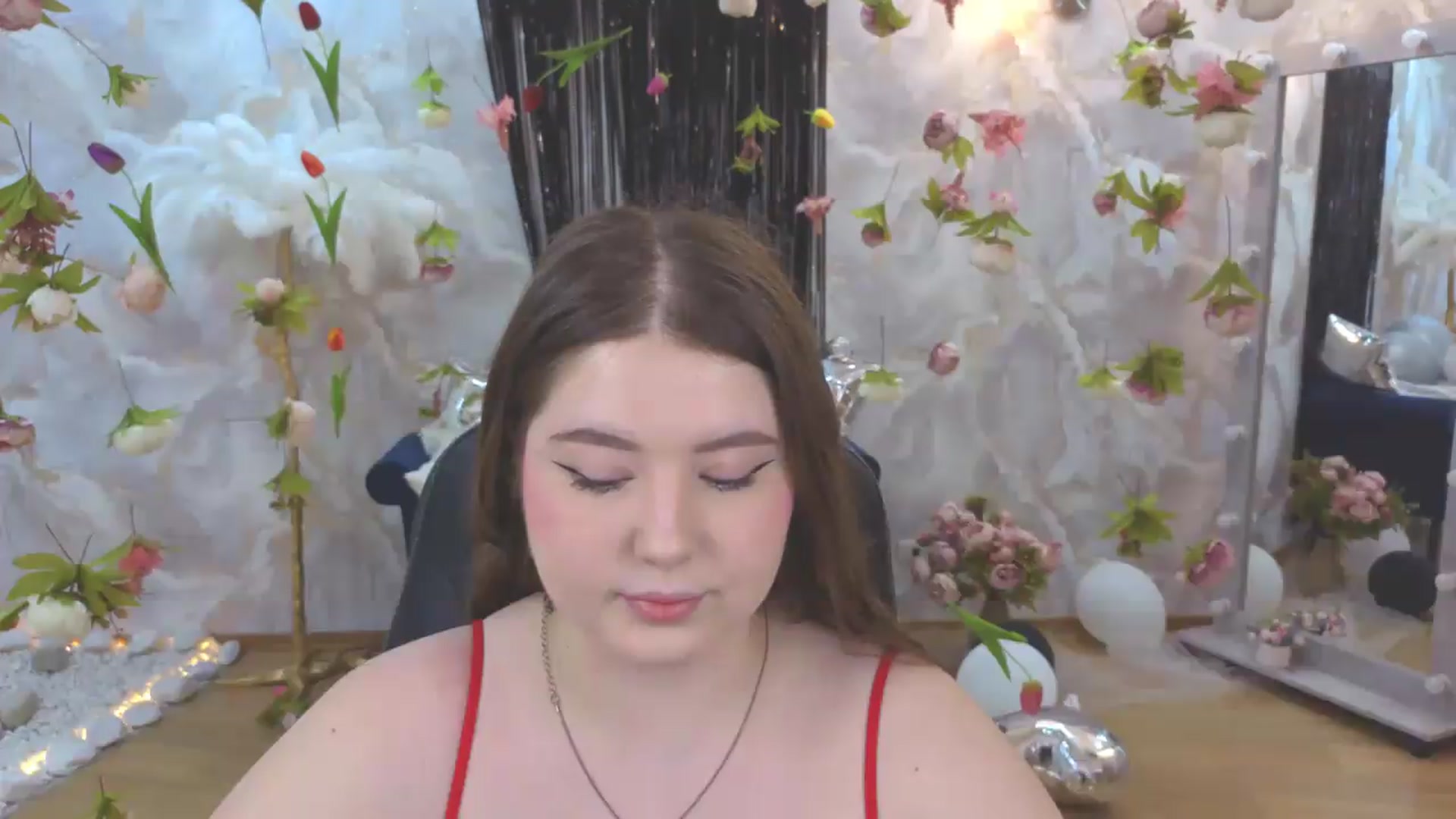 Gallery image thumbnail from EnigmaVeil's myfreecams stream on, 08/09/2026, 18:50 image 3 of 20
