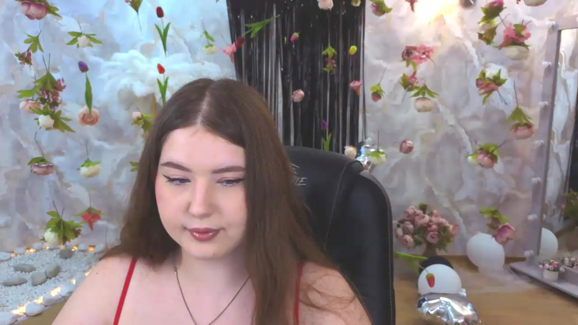 Gallery image thumbnail from EnigmaVeil's myfreecams stream on, 08/09/2026, 19:48 image 9 of 20