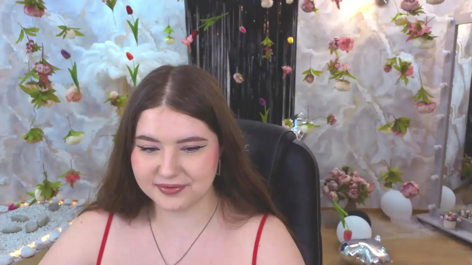 Gallery image thumbnail from EnigmaVeil's myfreecams stream on, 08/09/2026, 19:48 image 12 of 20