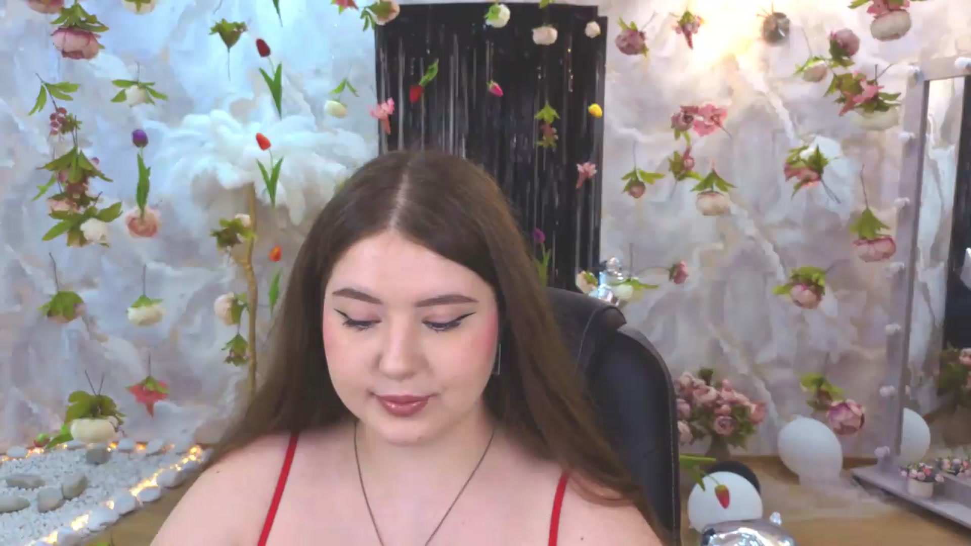 Gallery image thumbnail from EnigmaVeil's myfreecams stream on, 08/09/2026, 21:09 image 4 of 20