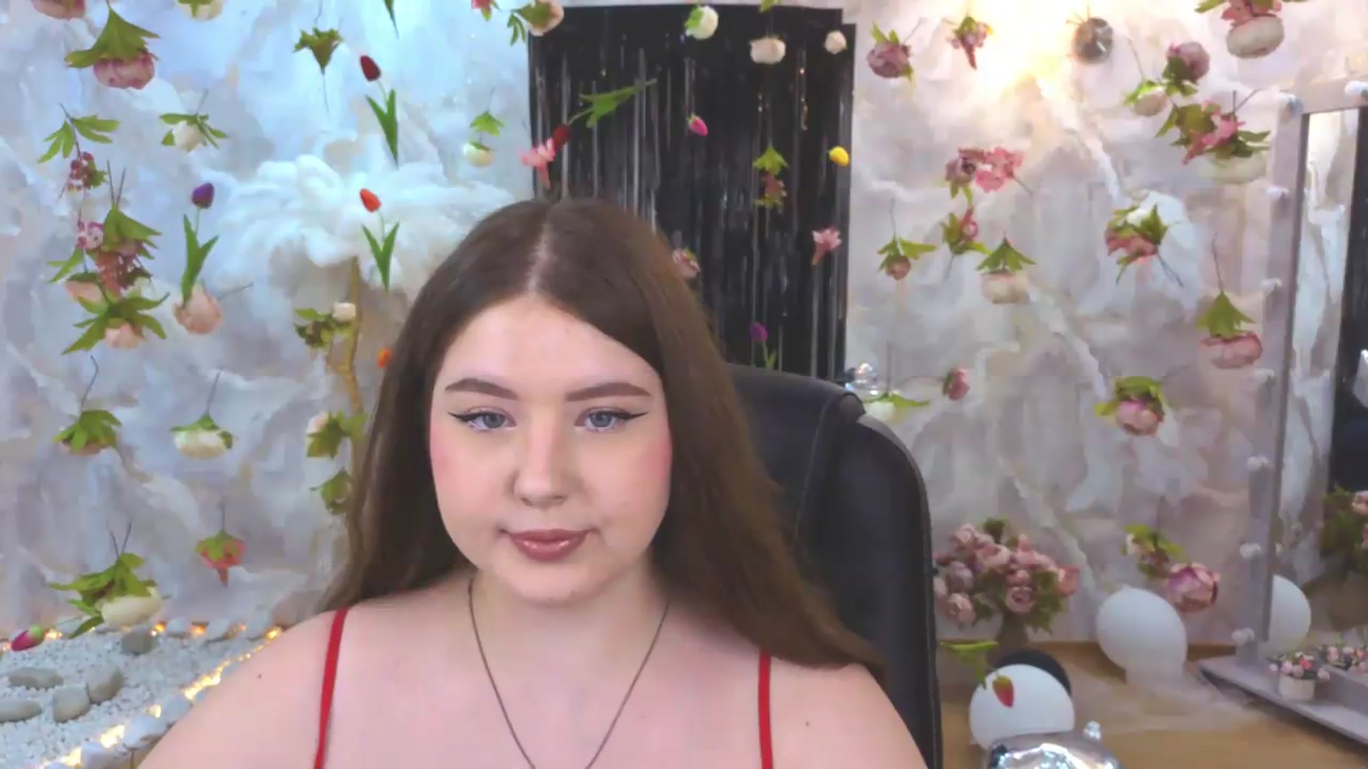 Gallery image thumbnail from EnigmaVeil's myfreecams stream on, 08/09/2026, 21:09 image 2 of 20